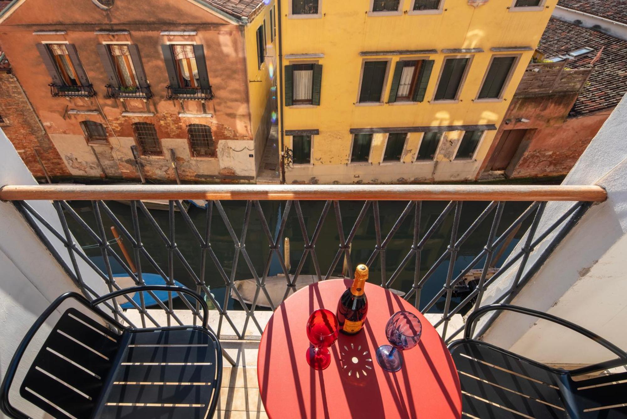 Venezia Vista Canale Exterior foto